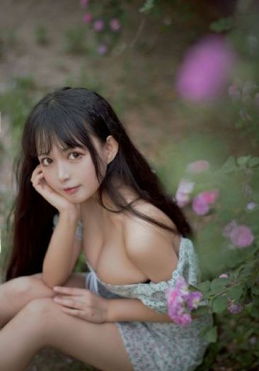 美女胸又黃又免費(fèi)視頻_藍(lán)光全集免費(fèi)觀看
