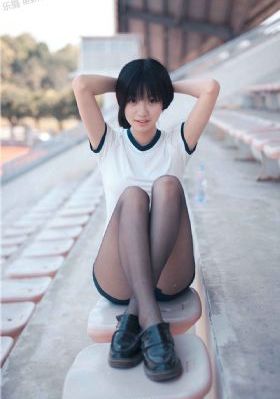 歐美多人猛交狂配_1080P影視在線觀看
