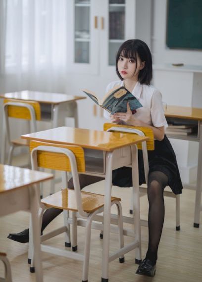 波多野結衣家庭教師在線觀看一區二_高清在線觀看完整版