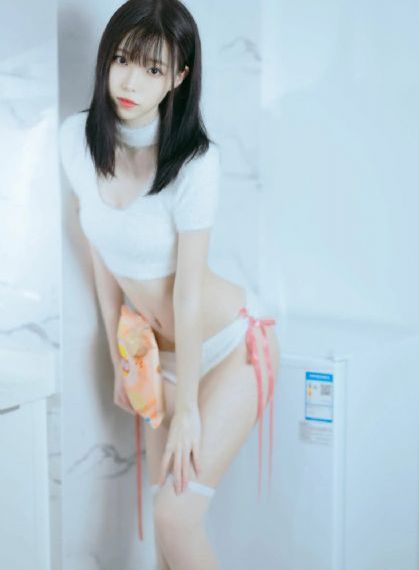 精品自拍偷拍_藍光完整版觀看