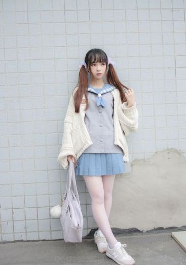 14女穿白絲自慰噴白漿av軟件_BD國語完整在線觀看