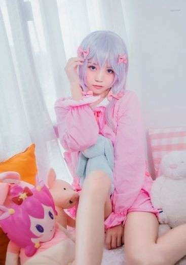 久99久女女精品免費觀看69堂_高清迅雷電影在線