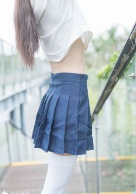 找了個苗條妹子啪啪_成人直接看