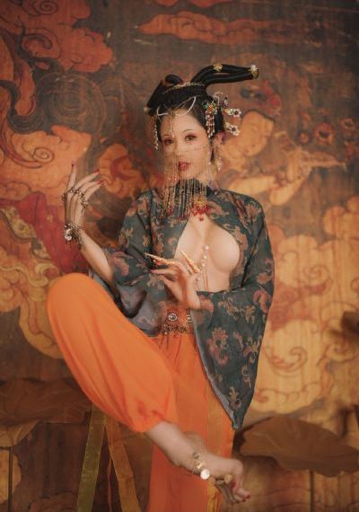國產av粉嫩逼逼廁拍_4K免費觀看