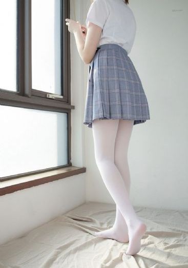 美女久久視頻_BD英語(yǔ)高清完整版