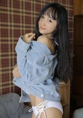 草草線禁成18年在線視頻_1080最新電影在線觀看