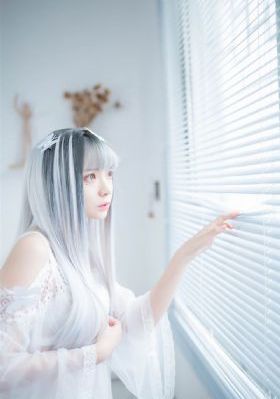 中文激情在線一區(qū)二區(qū)_DVD高清在線觀看