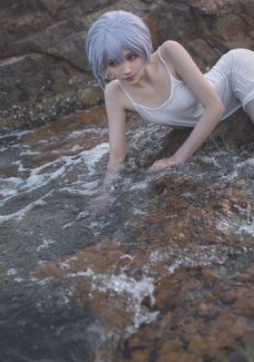 美女人人操_免費在線觀看播放